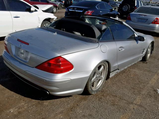 WDBSK75F24F080055 - 2004 MERCEDES-BENZ SL 500 SILVER photo 4