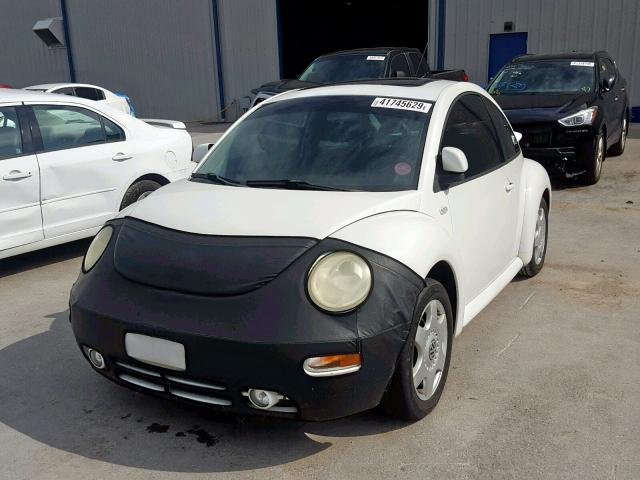 3VWCA21C7YM459093 - 2000 VOLKSWAGEN NEW BEETLE თეთრი ფოტო 2