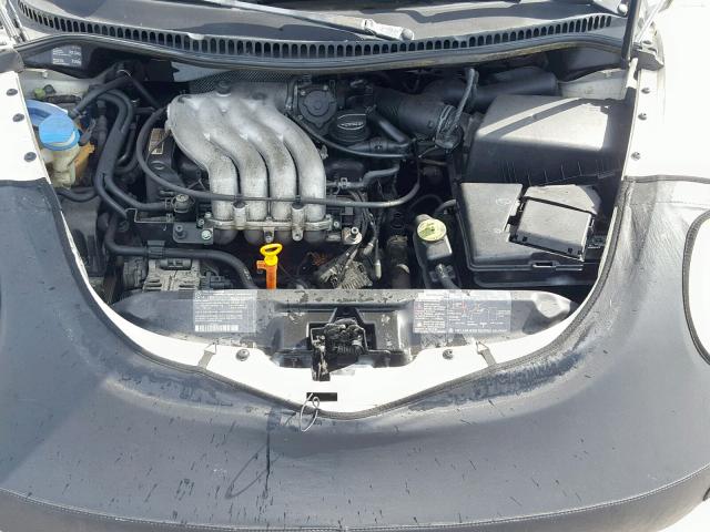3VWCA21C7YM459093 - 2000 VOLKSWAGEN NEW BEETLE თეთრი ფოტო 7