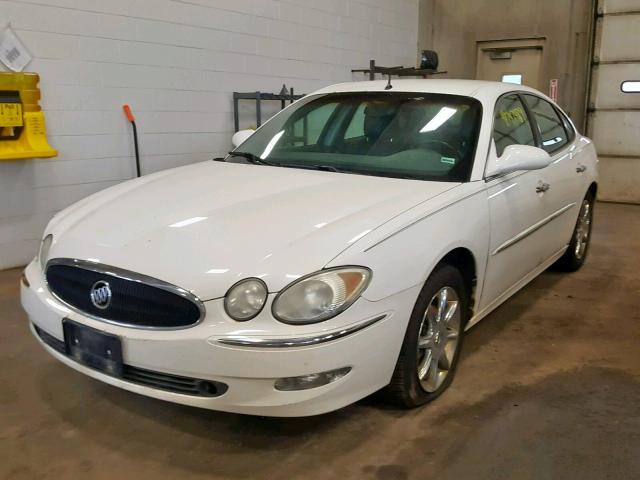 2G4WE567051221781 - 2005 BUICK LACROSSE C WHITE photo 2