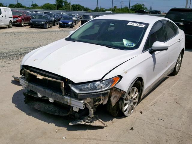 3FA6P0G77FR254201 - 2015 FORD FUSION S WHITE photo 2