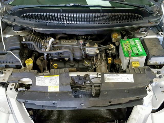 2C4GP54L85R504532 - 2005 CHRYSLER TOWN & COU SILVER photo 7