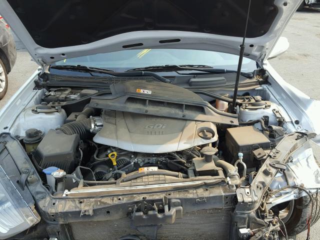 KMHHT6KJ3GU136124 - 2016 HYUNDAI GENESIS CO SILVER photo 7