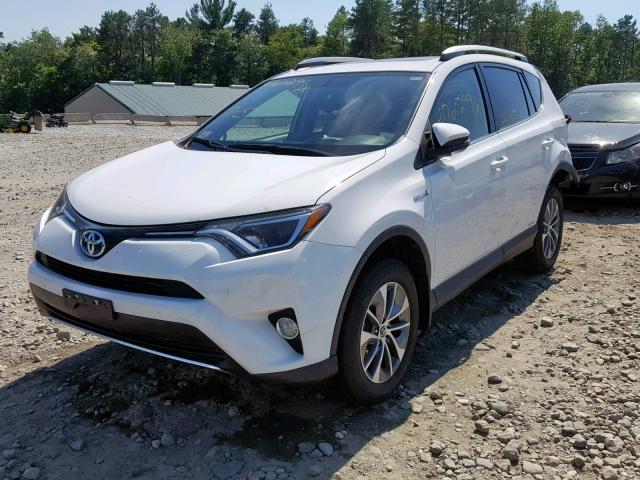 JTMRJREVXGD002273 - 2016 TOYOTA RAV4 HV XL WHITE photo 2