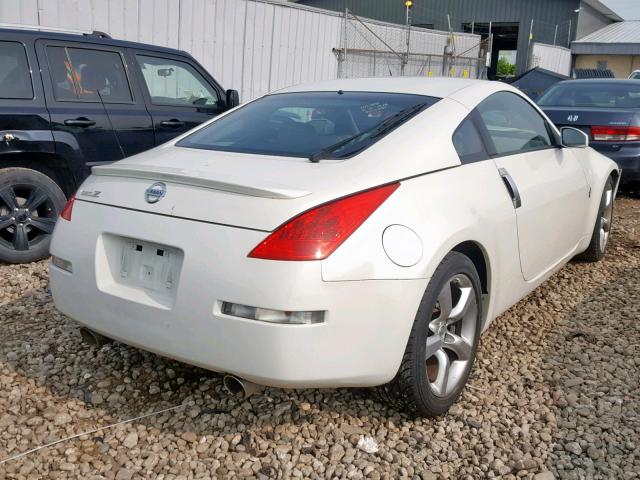 JN1AZ34DX6M307947 - 2006 NISSAN 350Z COUPE WHITE photo 4