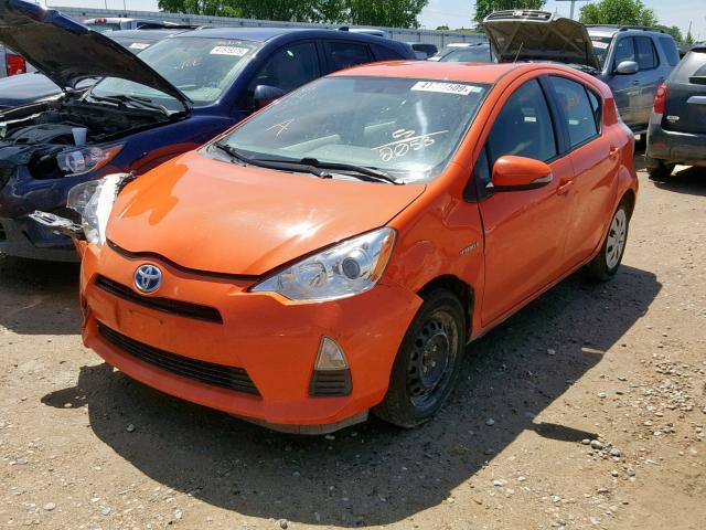 JTDKDTB31E1082053 - 2014 TOYOTA PRIUS C ORANGE photo 2