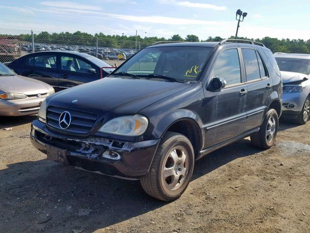 4JGAB57E05A560014 - 2005 MERCEDES-BENZ ML 350 BLACK photo 2