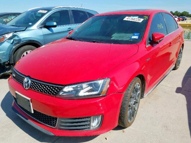 3VW4S7AJ1EM262476 - 2014 VOLKSWAGEN JETTA GLI RED photo 2