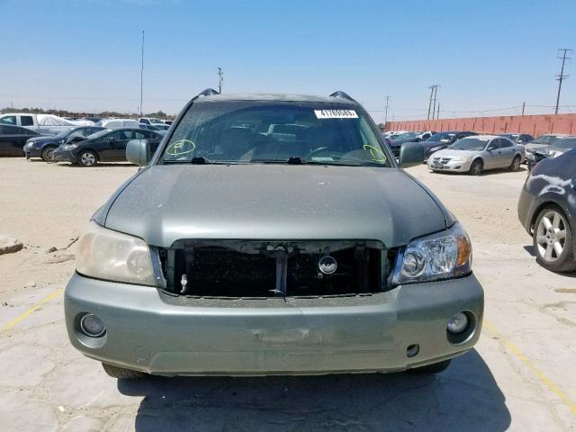 JTEGD21A940087890 - 2004 TOYOTA HIGHLANDER GREEN photo 9