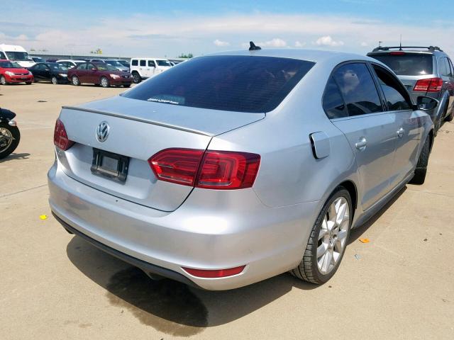 3VW4T7AJ6EM308462 - 2014 VOLKSWAGEN JETTA GLI SILVER photo 4