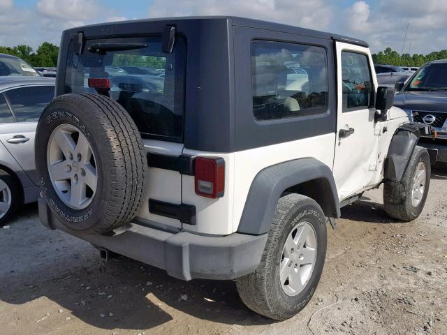 1J4FA24107L178385 - 2007 JEEP WRANGLER X WHITE photo 4