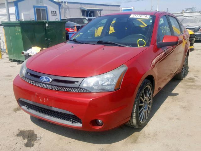 1FAHP3GN0BW166736 - 2011 FORD FOCUS SES RED photo 2