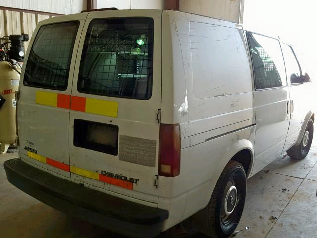 1GCDM19WXXB177527 - 1999 CHEVROLET ASTRO WHITE photo 4