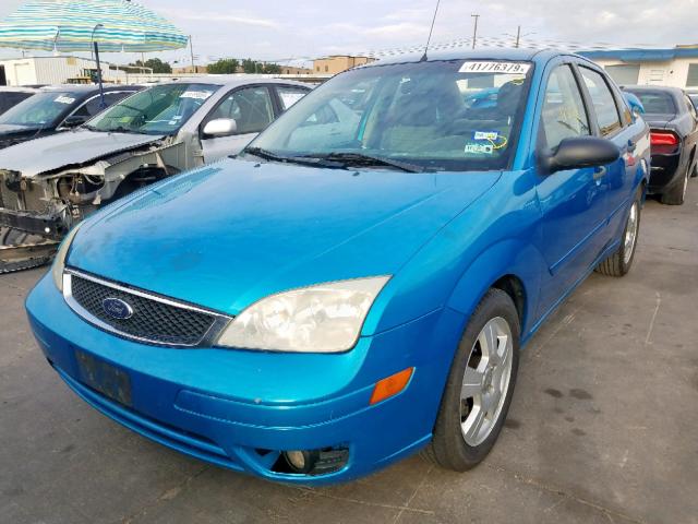 1FAHP34N37W298546 - 2007 FORD FOCUS ZX4 BLUE photo 2