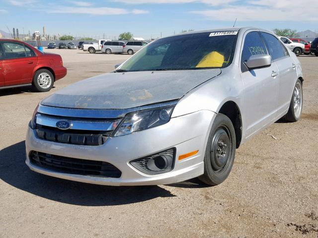 3FAHP0HA0BR202406 - 2011 FORD FUSION SE SILVER photo 2