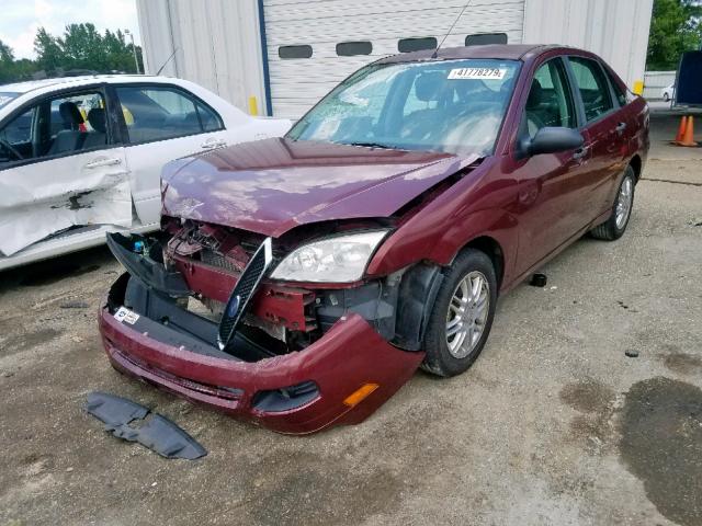 1FAHP34N26W175996 - 2006 FORD FOCUS ZX4 BURGUNDY photo 2