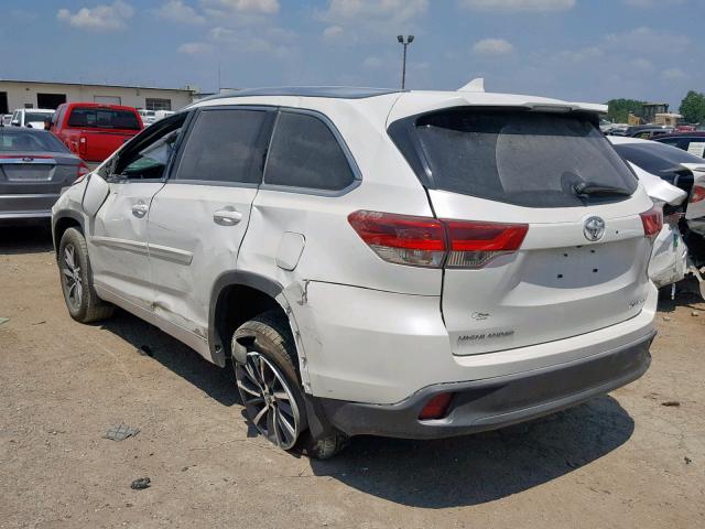 5TDJZRFH1JS543299 - 2018 TOYOTA HIGHLANDER WHITE photo 3