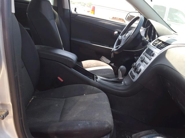 1G1ZC5EB3AF292773 - 2010 CHEVROLET MALIBU 1LT SILVER photo 5