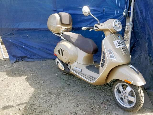 ZAPMA39L4K5100443 - 2019 VESPA MOPED GOLD photo 1