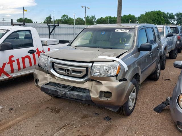 5FNYF4H20AB010528 - 2010 HONDA PILOT LX GOLD photo 2