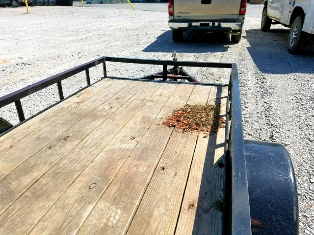 4YMBU1017JT057899 - 2010 UTILITY TRAILER 黑色 照片 5