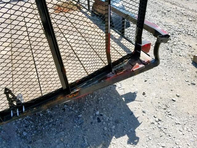 4YMBU1017JT057899 - 2010 UTILITY TRAILER 黑色 照片 9