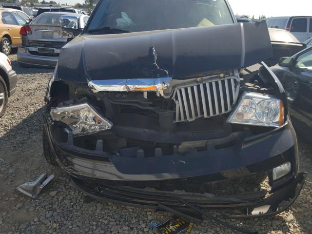 5LMFU27585LJ21708 - 2005 LINCOLN NAVIGATOR BLACK photo 7