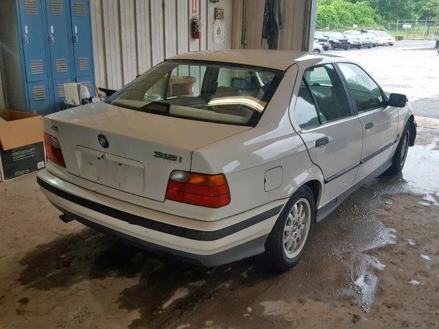4USCD7328TLC50187 - 1996 BMW 318 I WHITE photo 4