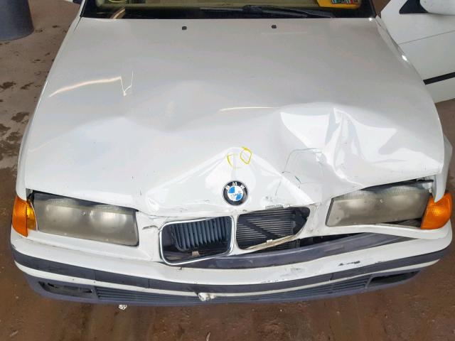4USCD7328TLC50187 - 1996 BMW 318 I WHITE photo 7