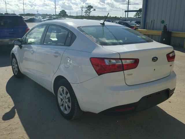 KNADM4A34F6496588 - 2015 KIA RIO LX WHITE photo 3