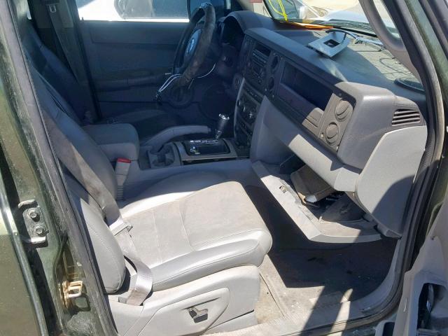 1J8HG48NX7C530094 - 2007 JEEP COMMANDER GREEN photo 5