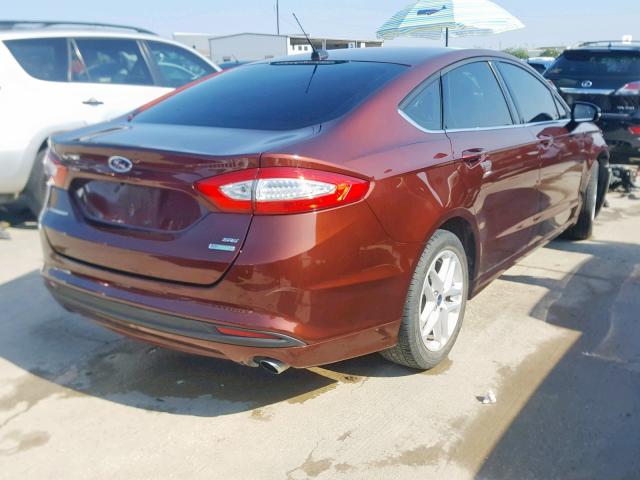 3FA6P0HD7GR383609 - 2016 FORD FUSION SE BURGUNDY photo 4