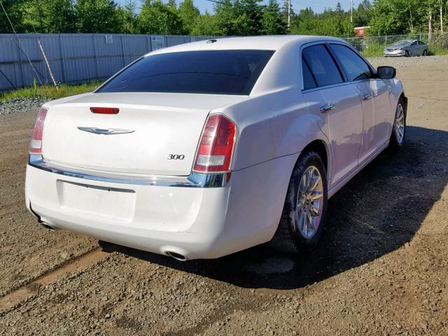 2C3CCACG3CH233426 - 2012 CHRYSLER 300 LIMITE WHITE photo 4