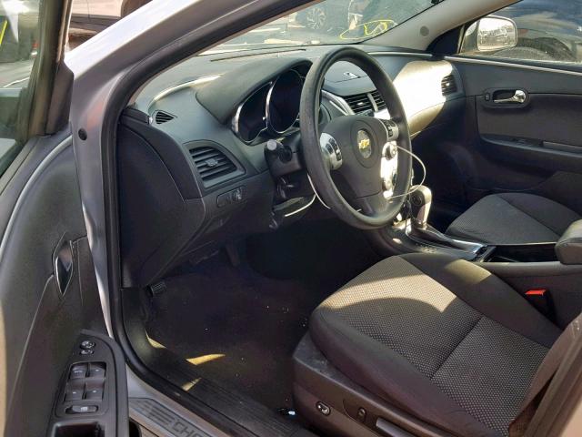 1G1ZC5E09CF118269 - 2012 CHEVROLET MALIBU 1LT 银色 照片 9