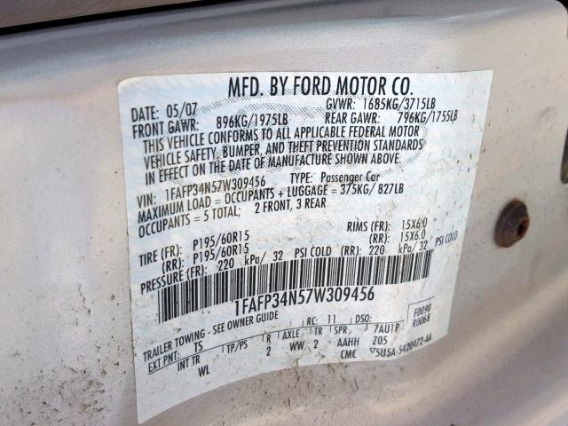 1FAFP34N57W309456 - 2007 FORD FOCUS ZX4 SILVER photo 10