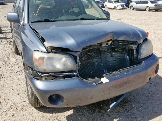 JTEEP21A050108531 - 2005 TOYOTA HIGHLANDER BLUE photo 9