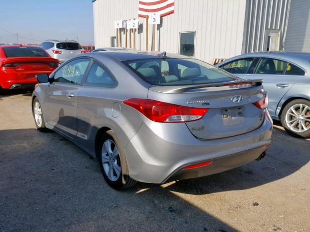 KMHDH6AE8DU013225 - 2013 HYUNDAI ELANTRA CO SILVER photo 3