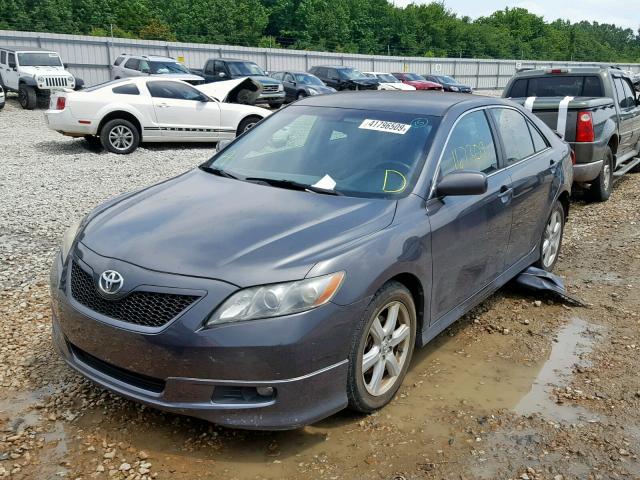 4T1BK46K77U029593 - 2007 TOYOTA CAMRY NEW CHARCOAL photo 2