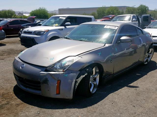 JN1BZ34D48M705226 - 2008 NISSAN 350Z COUPE GRAY photo 2