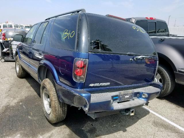 1GNCS13X94K105871 - 2004 CHEVROLET BLAZER BLUE photo 3