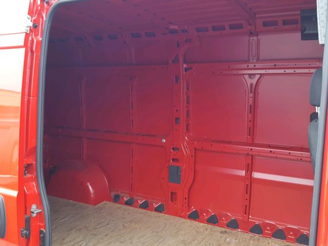 3C6URVHG0HE522496 - 2017 RAM PROMASTER 红色 照片 6