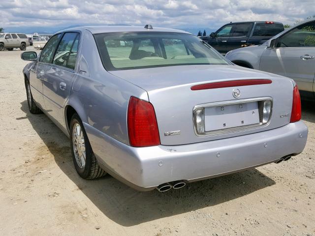 1G6KE54Y74U216047 - 2004 CADILLAC DEVILLE DH BLUE photo 3