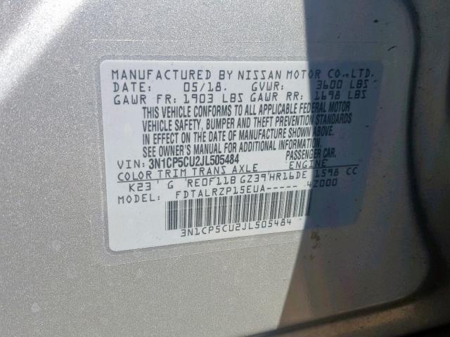 3N1CP5CU2JL505484 - 2018 NISSAN KICKS S SILVER photo 10