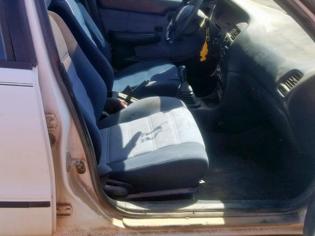 1Y1SK5360PZ009699 - 1993 GEO PRIZM BASE თეთრი ფოტო 5