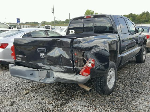 1D7HE38KX8S540618 - 2008 DODGE DAKOTA SXT BLACK photo 4