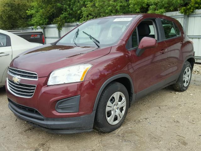 3GNCJKSB6GL260914 - 2016 CHEVROLET TRAX LS BURGUNDY photo 2