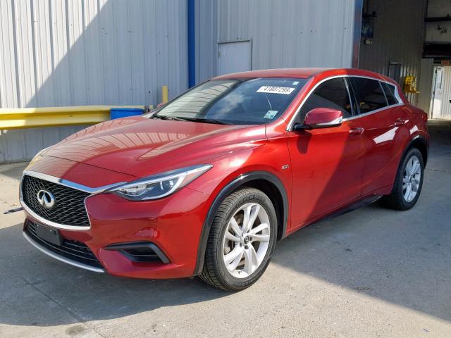 SJKCH5CP1JA059708 - 2018 INFINITI QX30 BASE RED photo 2