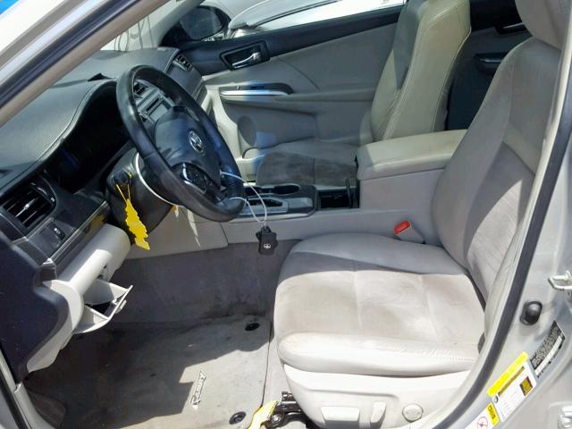 4T1BD1FK9CU056118 - 2012 TOYOTA CAMRY HYBR SILVER photo 5