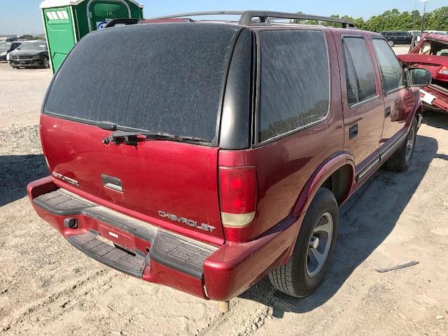 1GNCS13W9Y2148927 - 2000 CHEVROLET BLAZER RED photo 4