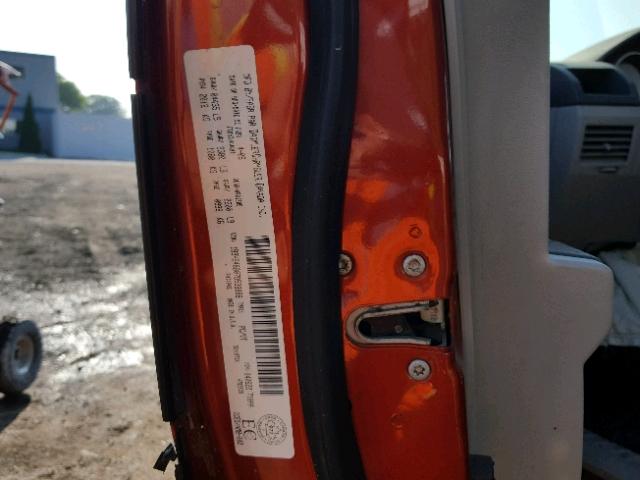 1B3HB48B07D538888 - 2007 DODGE CALIBER SX ORANGE photo 10